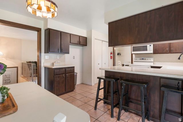 4851 KIWANA DR, South Ogden, UT 84403