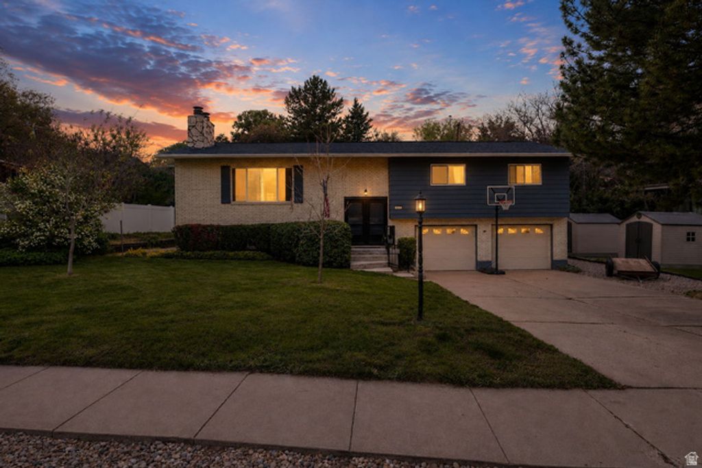 4851 KIWANA DR, South Ogden, UT 84403