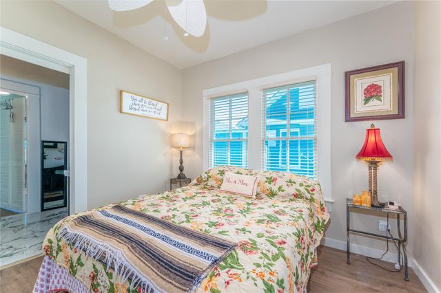 2314 34th Street, Galveston, TX 77550