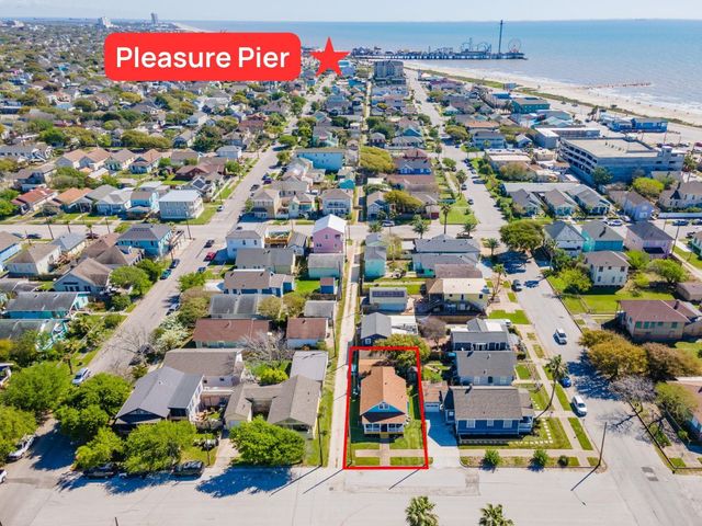 2314 34th Street, Galveston, TX 77550