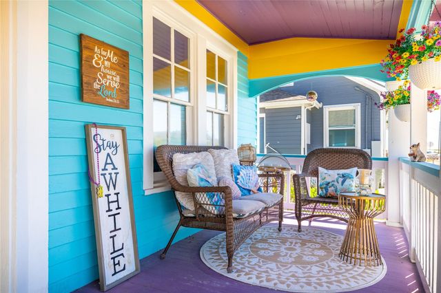 2314 34th Street, Galveston, TX 77550