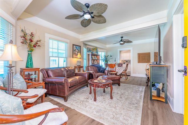 2314 34th Street, Galveston, TX 77550