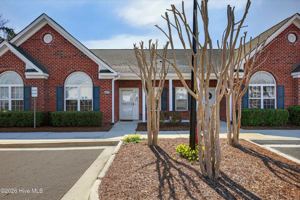1655 Honeybee Lane, Wilmington, NC 28412