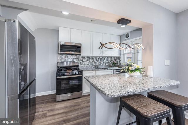 813 MIDDLESEX RD, Baltimore, MD 21221