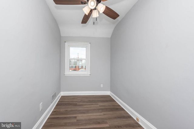 813 MIDDLESEX RD, Baltimore, MD 21221