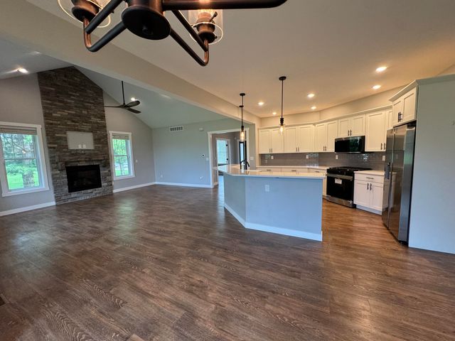 20009 Weber Lane, Goshen, IN 46528