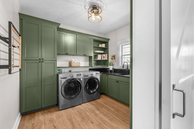 2253 Fairfax Dr, Clarksville, TN 37043