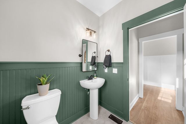 2253 Fairfax Dr, Clarksville, TN 37043