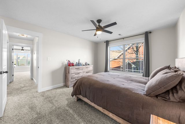 2253 Fairfax Dr, Clarksville, TN 37043