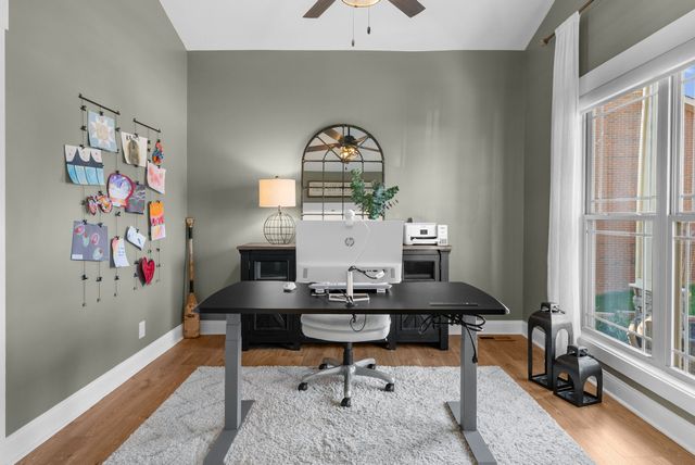 2253 Fairfax Dr, Clarksville, TN 37043