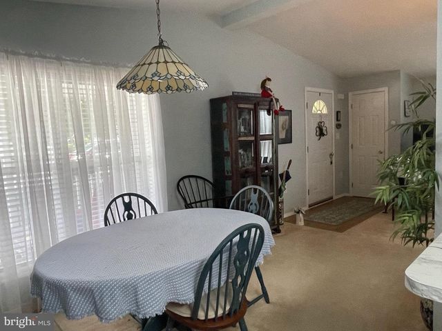 32 KNOLLWOOD DR, Mays Landing, NJ 08330