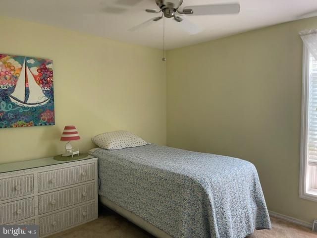 32 KNOLLWOOD DR, Mays Landing, NJ 08330