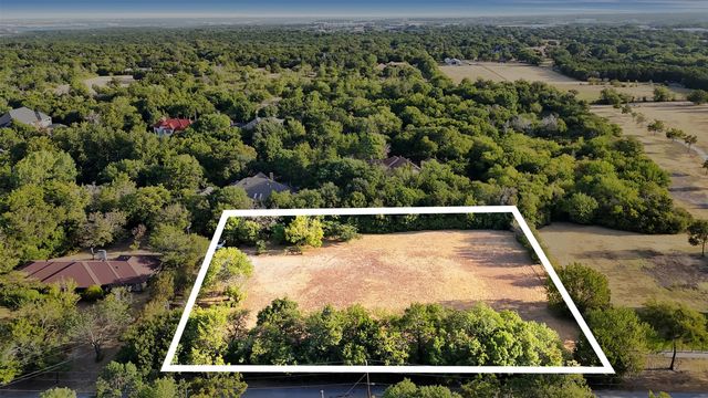 501 W Red Bird Lane, Duncanville, TX 75116