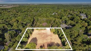 501 W Red Bird Lane, Duncanville, TX 75116