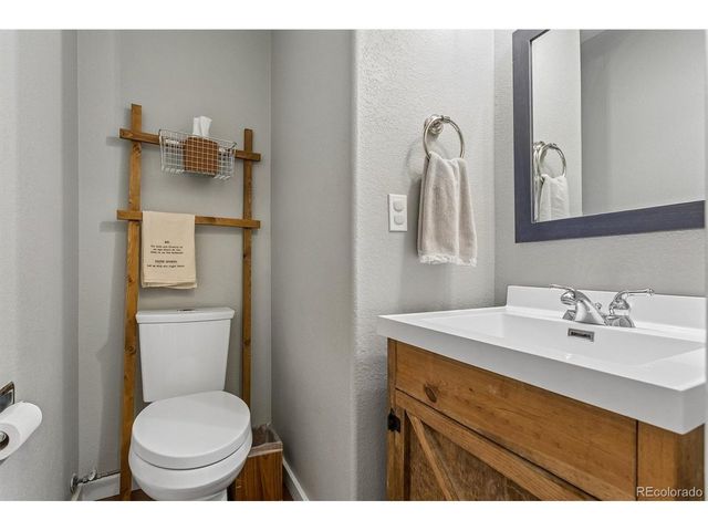 2757 Utica St, Denver, CO 80212