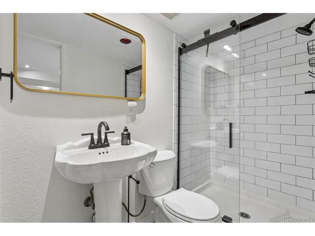 2757 Utica St, Denver, CO 80212