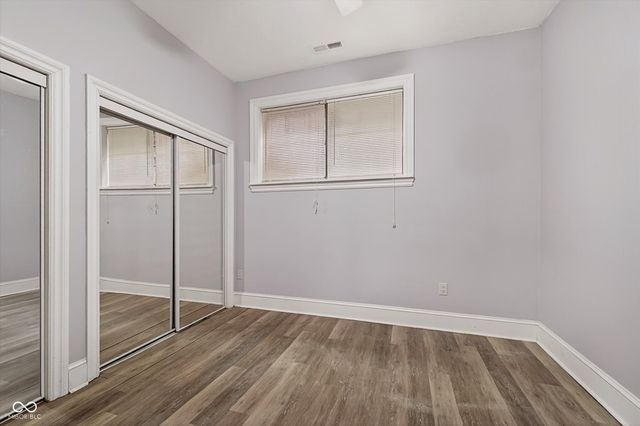 301 Edgewood Place W, Anderson, IN 46011