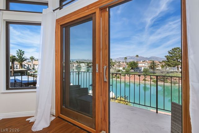 3141 Waterside Circle, Las Vegas, NV 89117