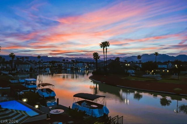 3141 Waterside Circle, Las Vegas, NV 89117