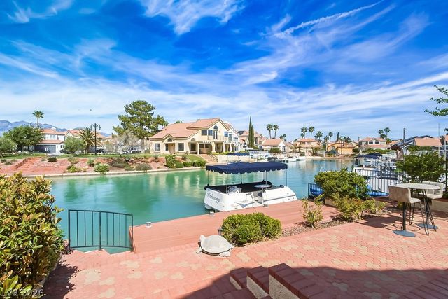 3141 Waterside Circle, Las Vegas, NV 89117