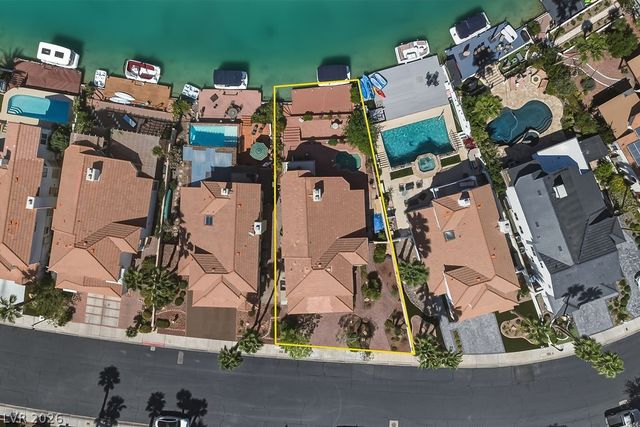 3141 Waterside Circle, Las Vegas, NV 89117