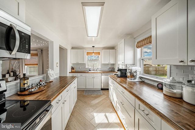 226 GREEN ST, Phoenixville, PA 19460