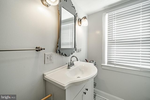 226 GREEN ST, Phoenixville, PA 19460