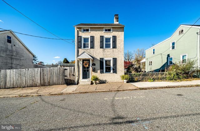 226 GREEN ST, Phoenixville, PA 19460