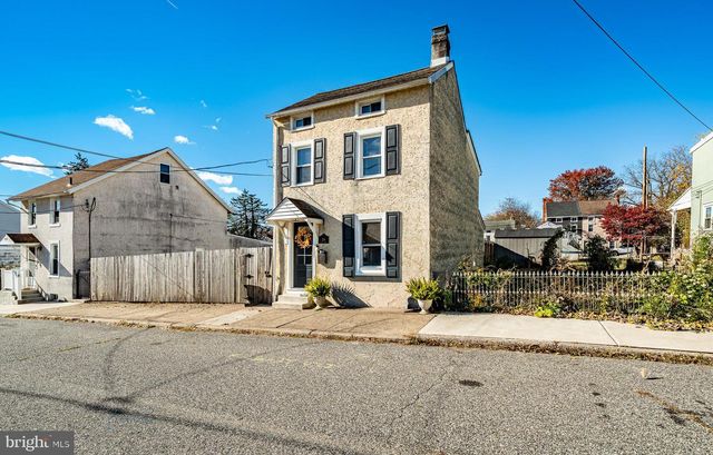 226 GREEN ST, Phoenixville, PA 19460