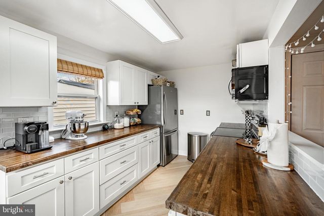 226 GREEN ST, Phoenixville, PA 19460