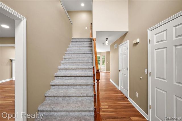 6728 Eckerman Drive, Troy, MI 48085