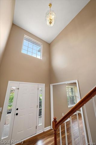 6728 Eckerman Drive, Troy, MI 48085