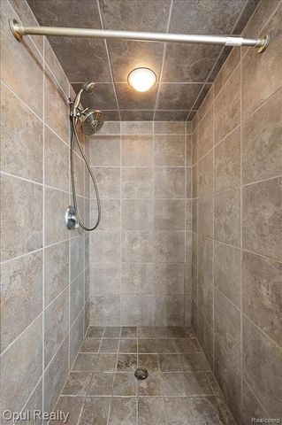 6728 Eckerman Drive, Troy, MI 48085