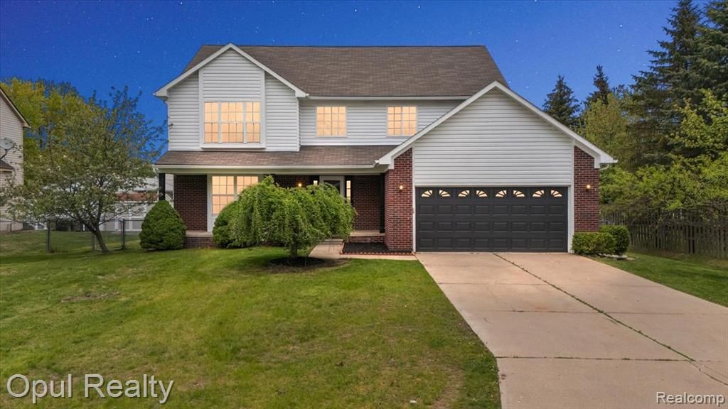 6728 Eckerman Drive, Troy, MI 48085