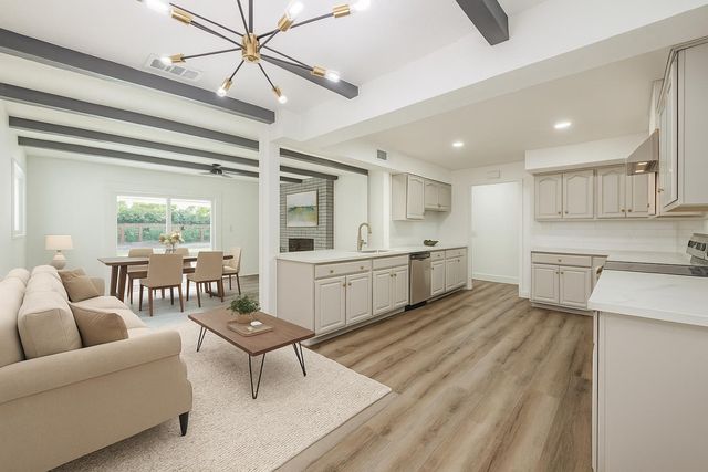 1408 E Richert Avenue, Fresno, CA 93704