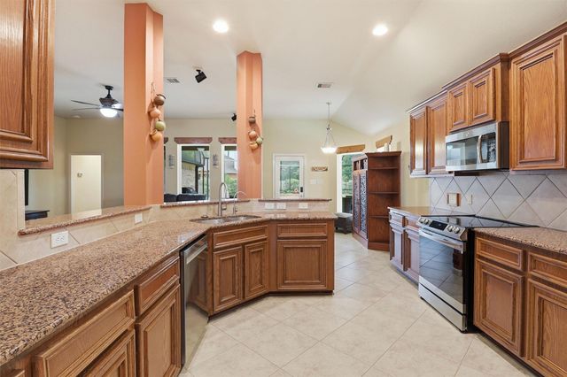 21906 Canyonwood Park Lane, Richmond, TX 77469