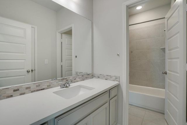 16916 Sanglier DR, Austin, TX 78738