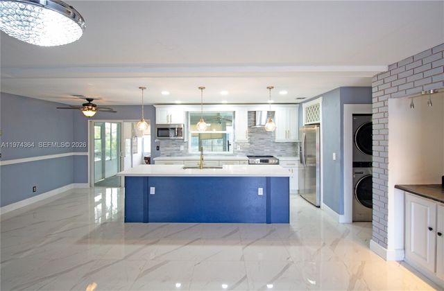 6802 NW 78th St 0, Tamarac, FL 33321