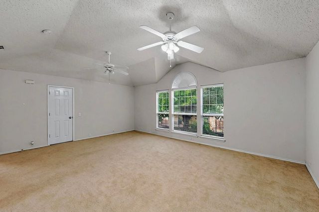 8413 Vicksburg Lane, Fort Worth, TX 76123