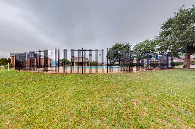 8413 Vicksburg Lane, Fort Worth, TX 76123
