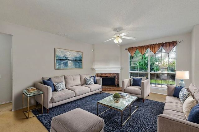 8413 Vicksburg Lane, Fort Worth, TX 76123