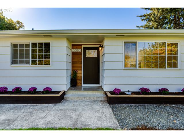 3088 DALEWOOD St, Eugene, OR 97404