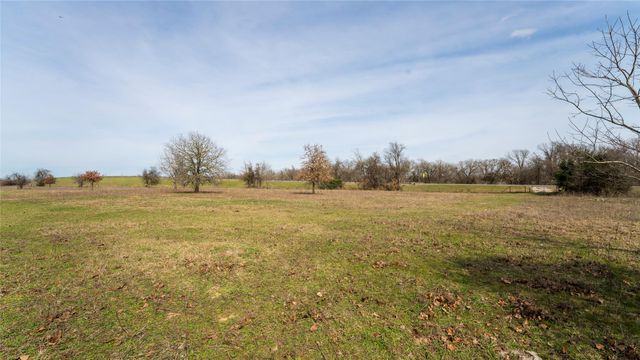 1141-A E 3rd ST, Rockdale, TX 76567