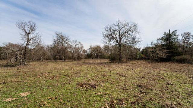 1141-A E 3rd ST, Rockdale, TX 76567