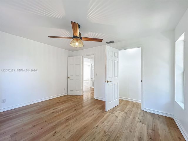 8781 S Lakeshore Dr, Floral City, FL 34436