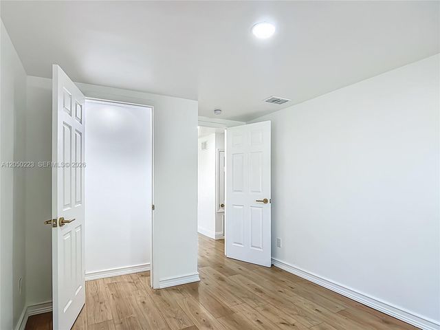 8781 S Lakeshore Dr, Floral City, FL 34436