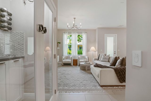 3121 Yorkshire Lane, Palm Beach Gardens, FL 33418