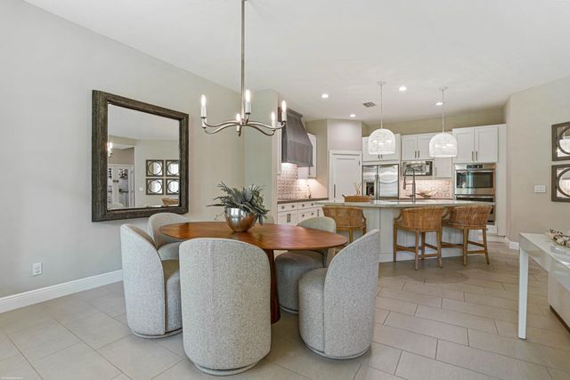 3121 Yorkshire Lane, Palm Beach Gardens, FL 33418
