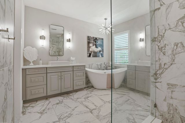 3121 Yorkshire Lane, Palm Beach Gardens, FL 33418