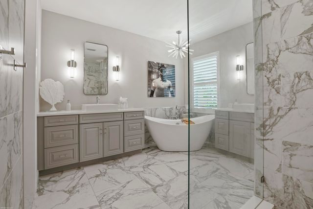 3121 Yorkshire Lane, Palm Beach Gardens, FL 33418